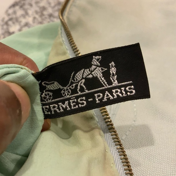 HERMES Mint Green Bolide Cotton Canvas Travel Zip Pouch - Picture 15 of 16